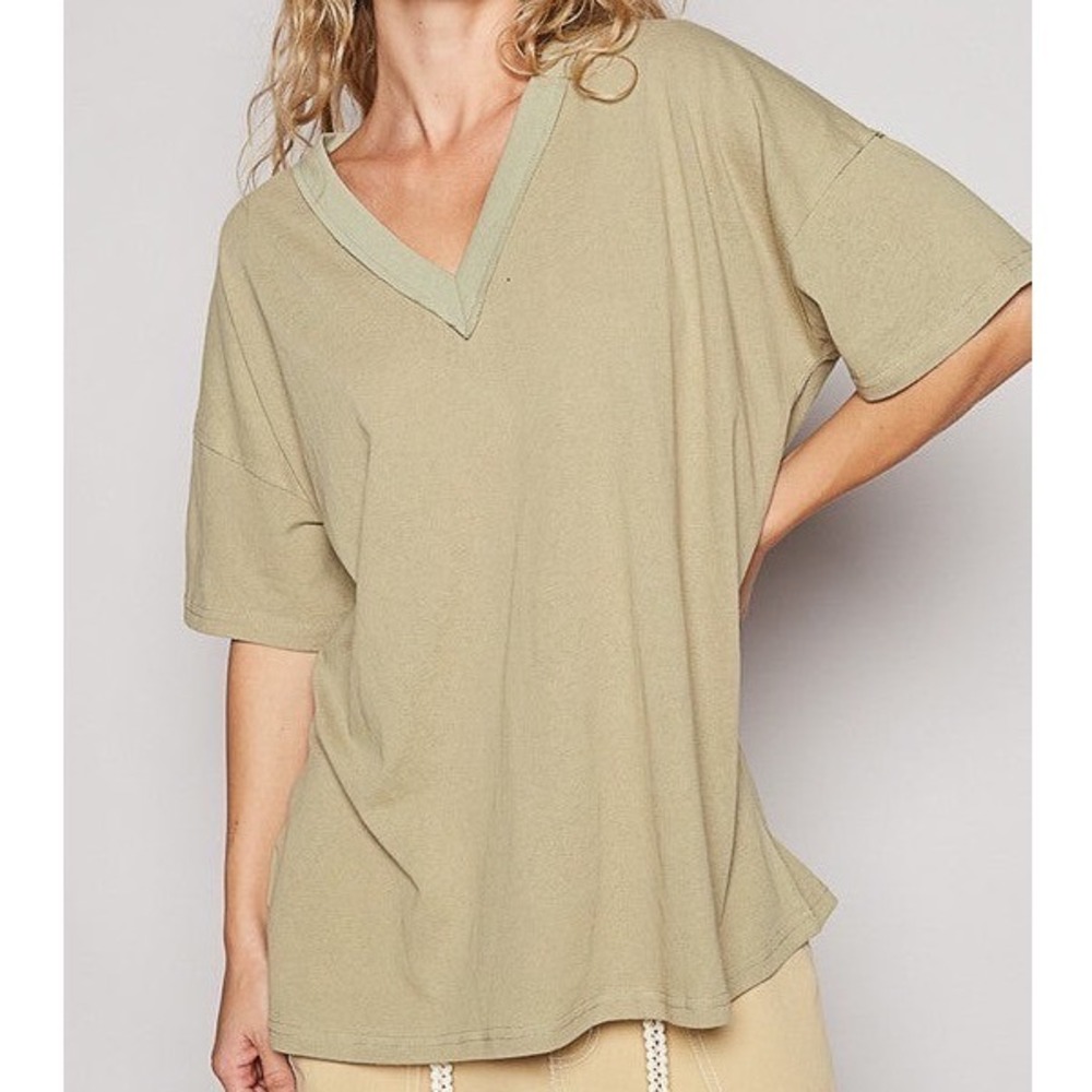POL Clothing Women Olive Green Oversized V-Neck Tee SMT2756 Boho Short Sleeve L
